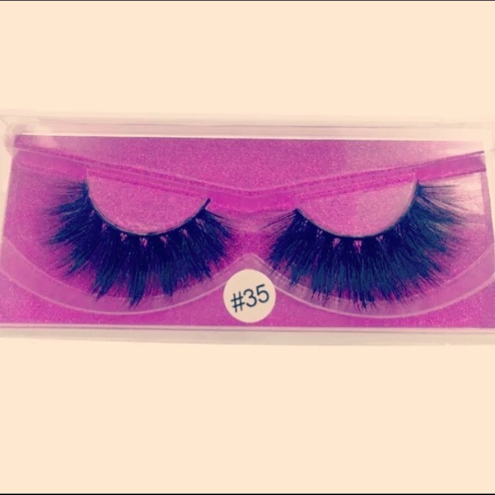 Mink eyelashes